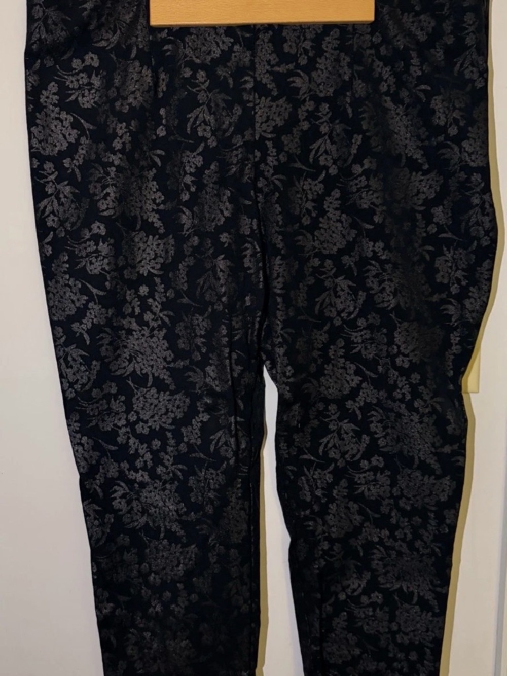 A New Day Metallic Black Floral Jacquard Ankle Pants 24W